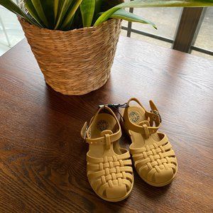NWT Camel Brown Toddler Jelly Sandal Shoes SIZE 5